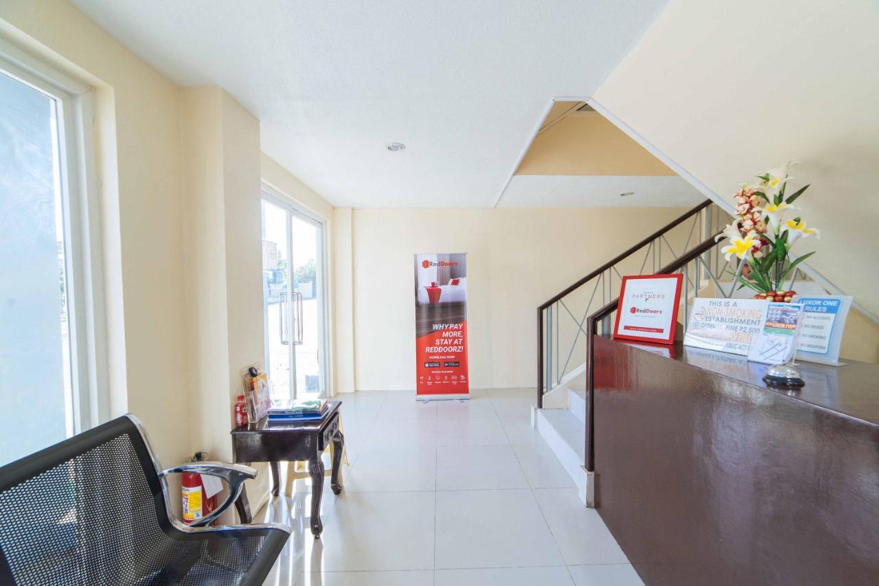 Reddoorz Near Davao International Airport Hotel Exterior foto