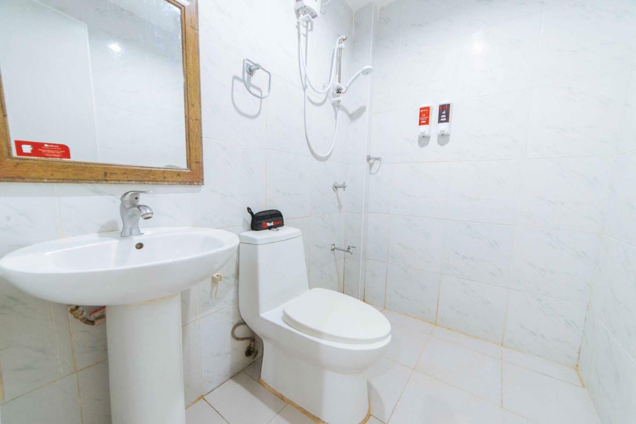 Reddoorz Near Davao International Airport Hotel Exterior foto